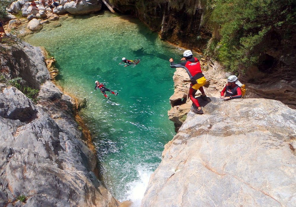 Wassersport in der Sierra de Grazalema, Andalusien - Spanien.